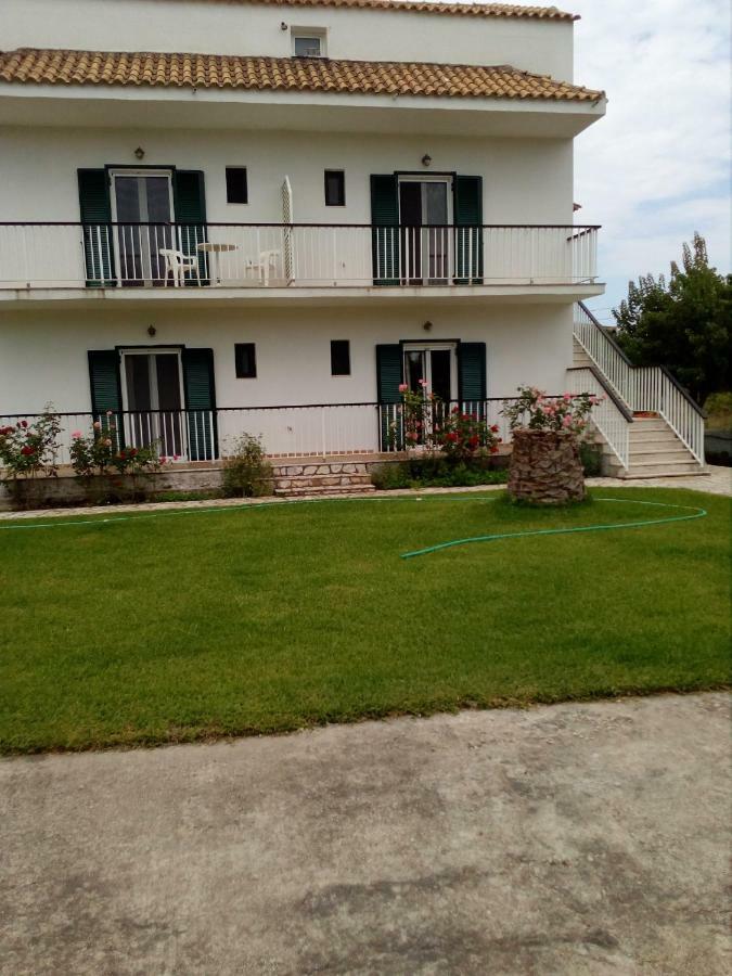 Sam΄S Rooms Agios Georgios  Ngoại thất bức ảnh